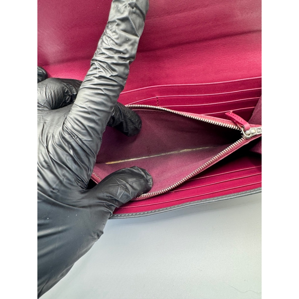 FENDI pink and grey wallet - Picture 9 of 11